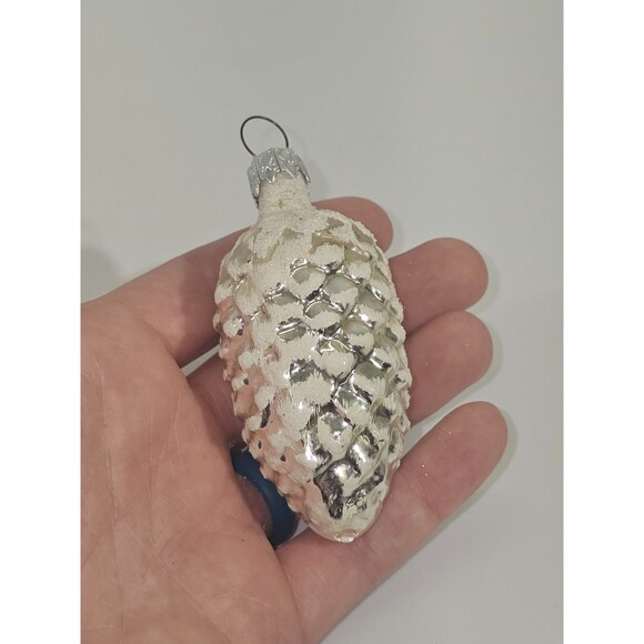 VTG West Germany Blown Glass Christmas Ornament Snow Covered Pinecone Figural - Picture 4 of 5